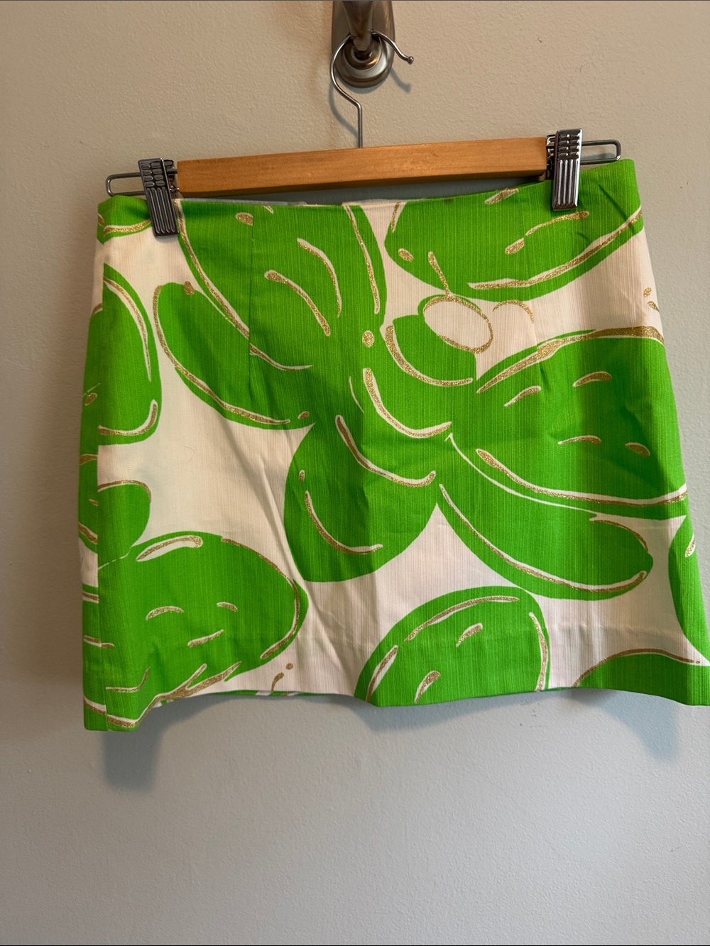 Lilly Pulitzer White and Bright Green Palm-Print Mini Skirt